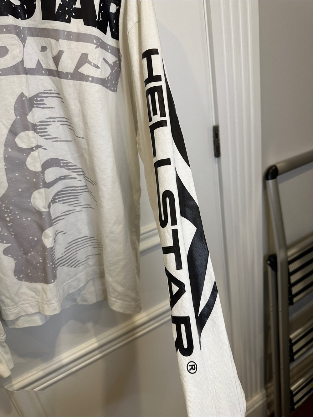 Hellstar White Graphic Crewneck long sleeve tea - Men - Picture 3 of 6